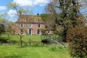 5-1-25-1 - Elmstone Court DSCF1393a