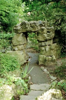 5-10-34-01 - Barnet Arch