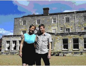 5-10-41-01 - Lamberhurst - Heather and Ian Dyke