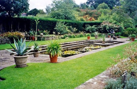 1-5-39-1 - Bracken Hill - Italian Garden 2000