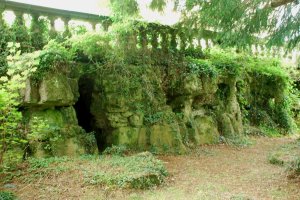 141108 - Abberley Hall - Pulhamite Bank to Terrace