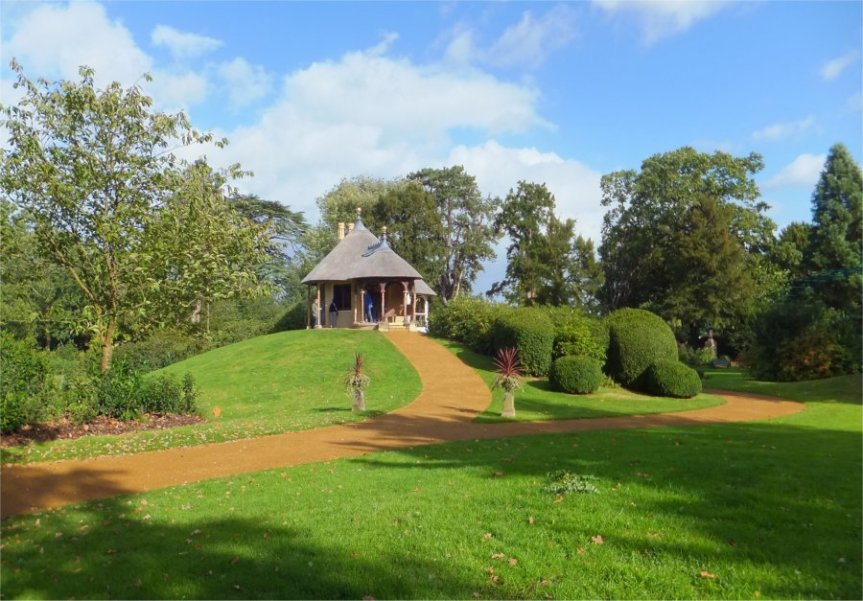 150402 - Swiss Garden Chalet