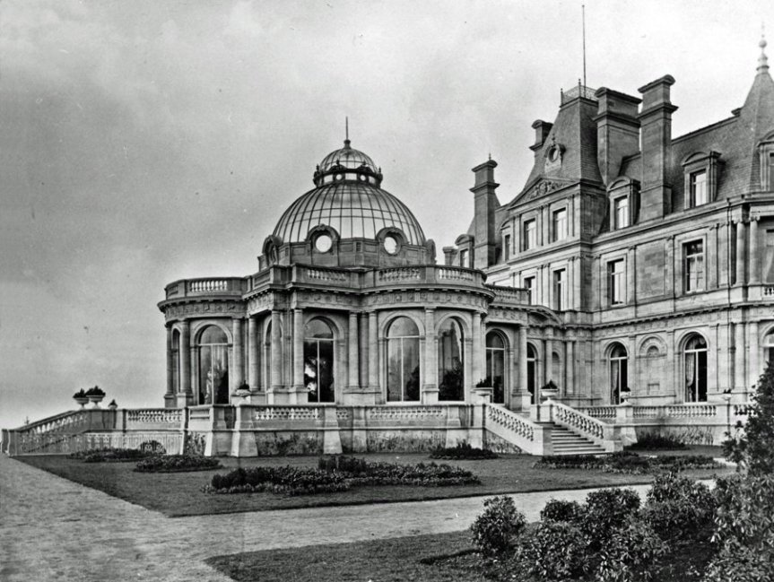 5-10-48-01 - Halton House - Winter Garden Exterior