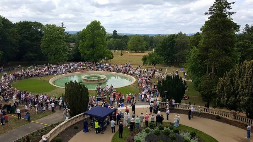 150909 - Worth Park Fountain Ceremony