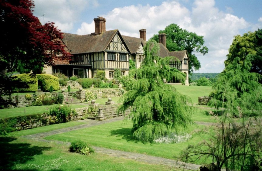 5-1-60-07 - Dutton Homestall from Summerhouse