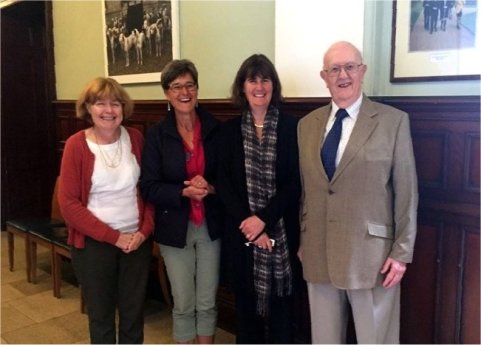 161105-waddesdon-lunch-group