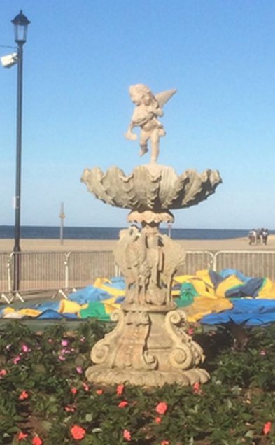 170525 - Ryde - Restored Esplanade Fountain and Mike Parker's Book